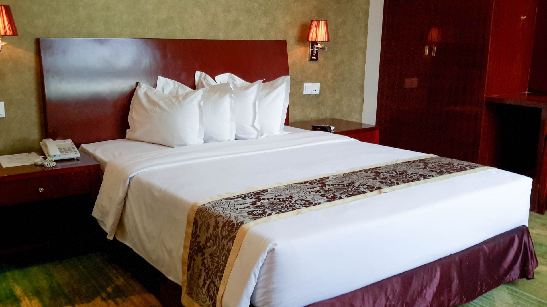 Superior King Room