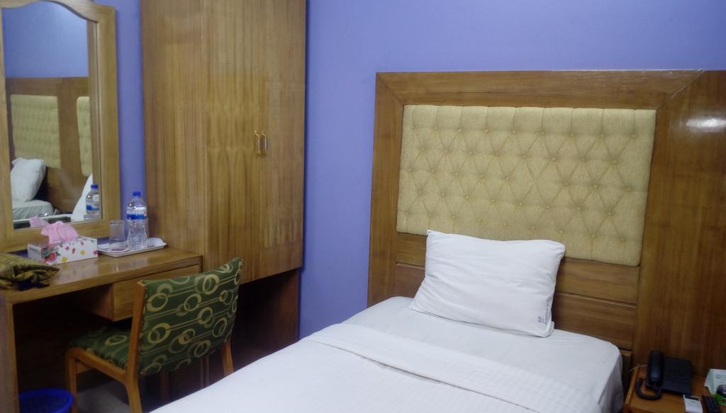 Standard Single Room