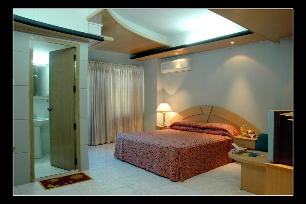 Hotel photo 8
