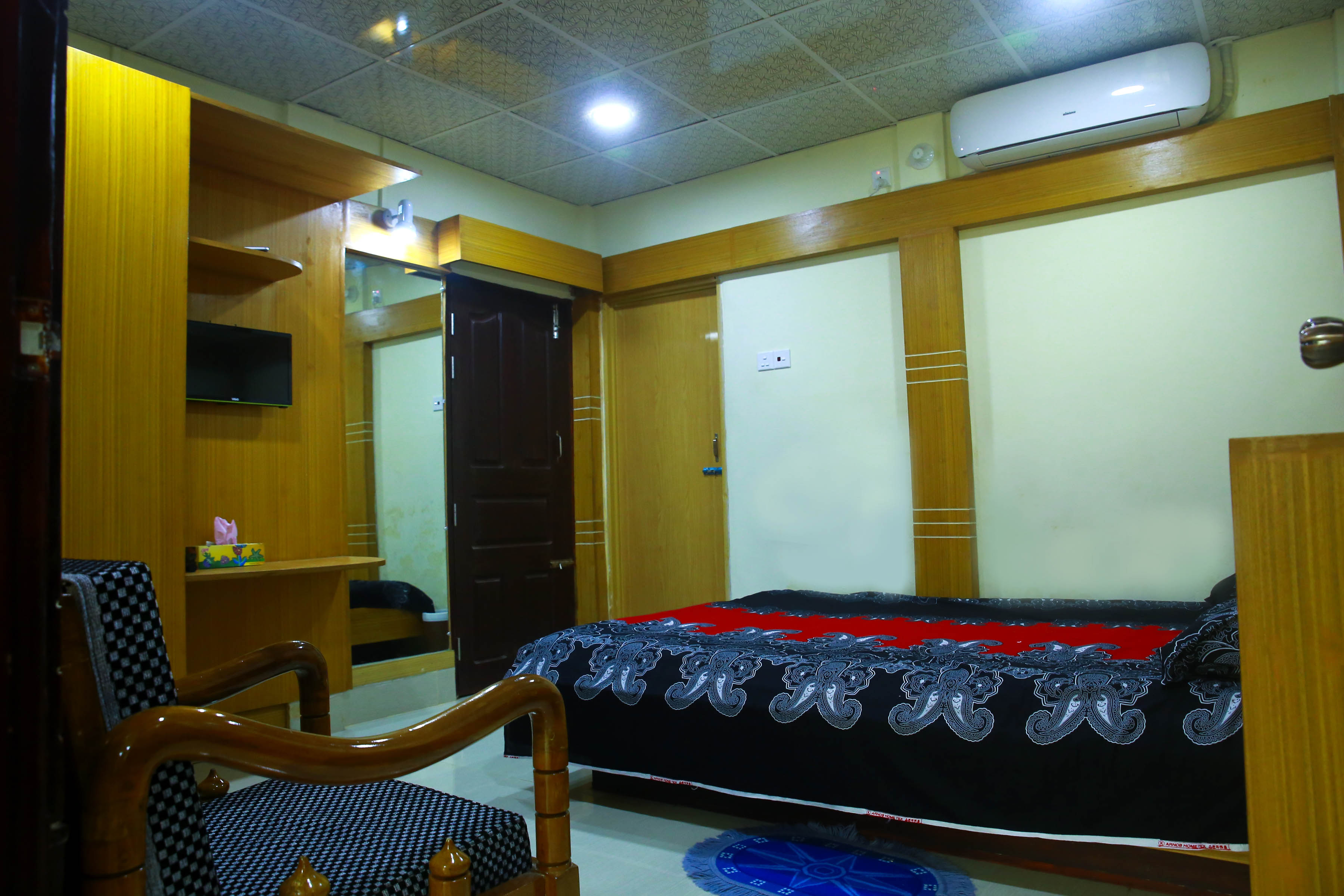 Couple Room