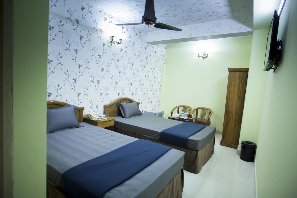Small Twin Room