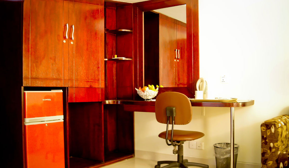 Royal Meghna Suite