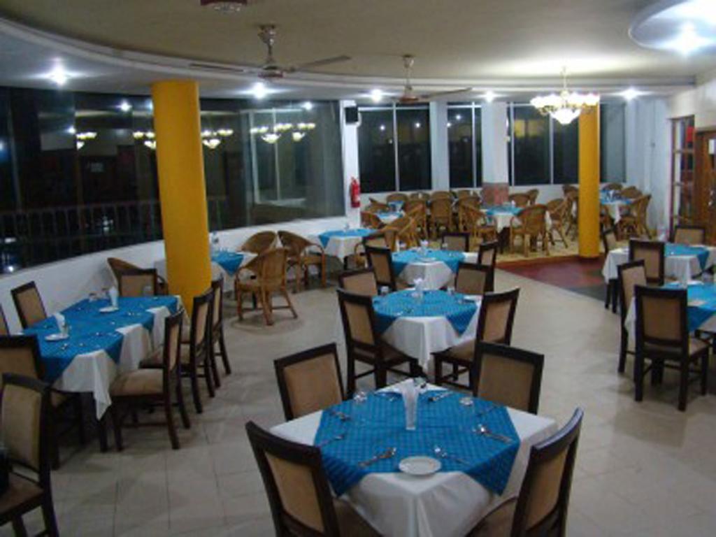 Hotel photo 12