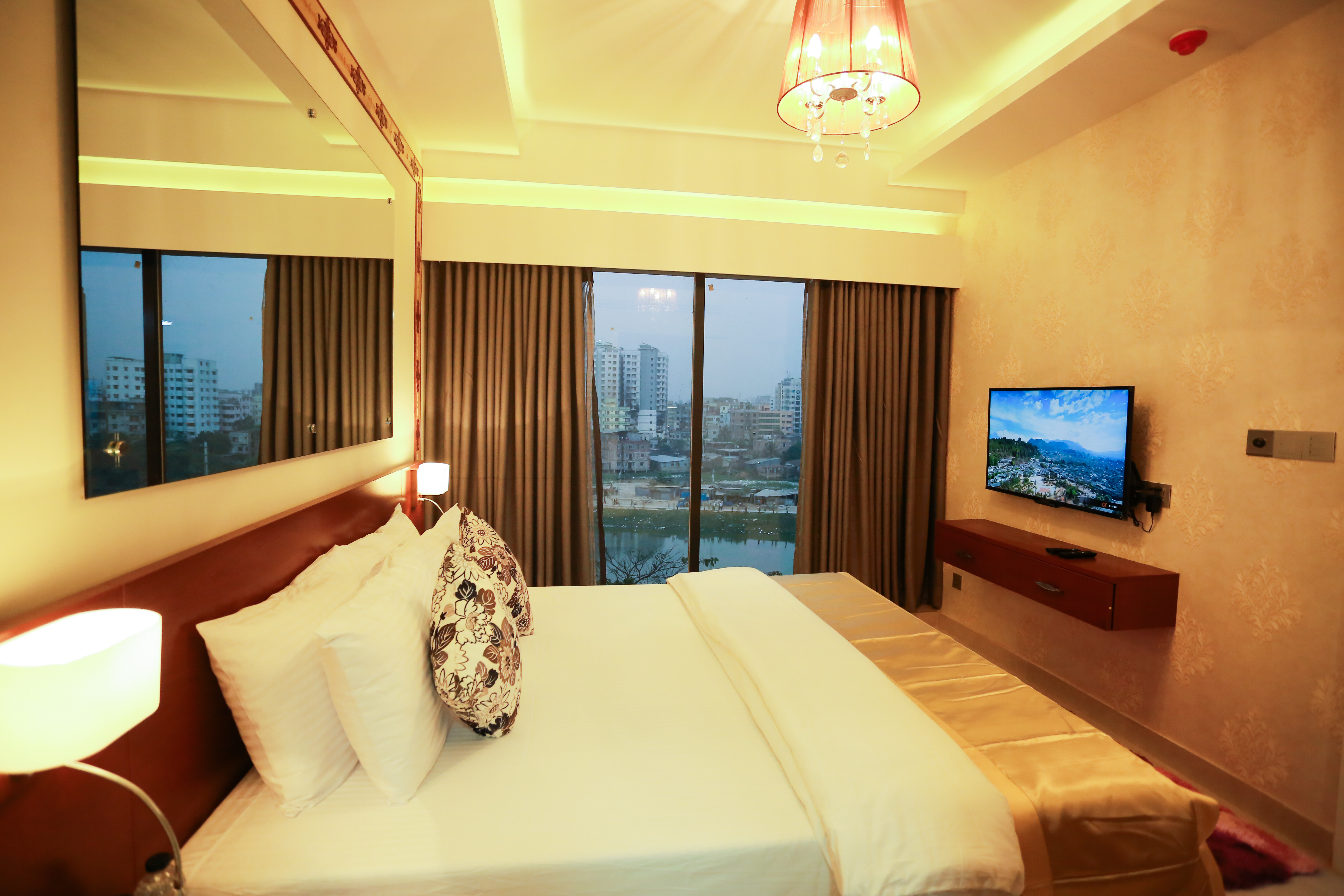 Deluxe Apartment