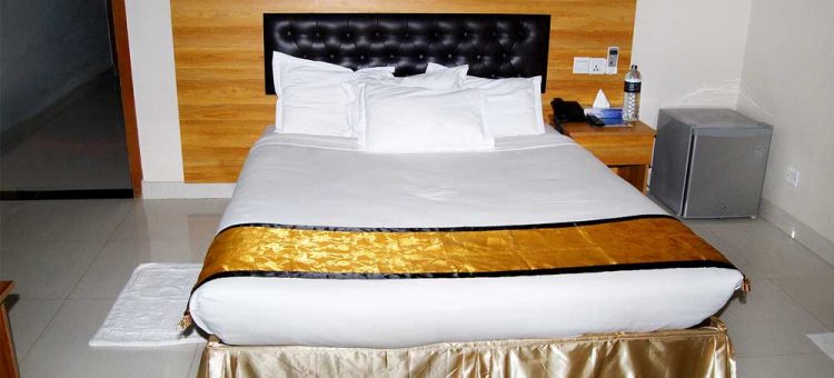 Deluxe Four Beds