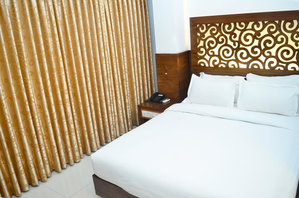 Deluxe Double Room with Shower