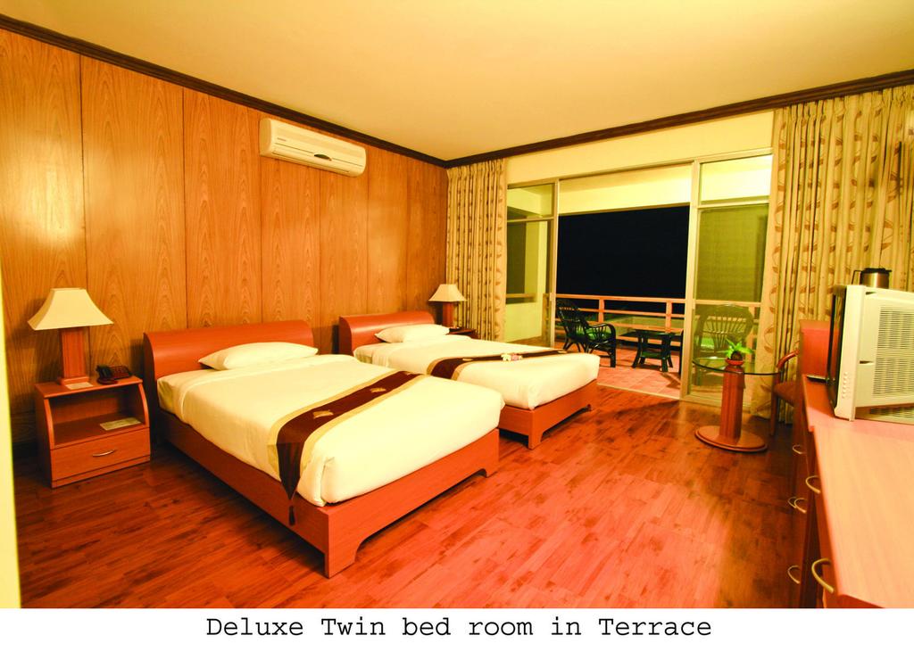 Hotel photo 13
