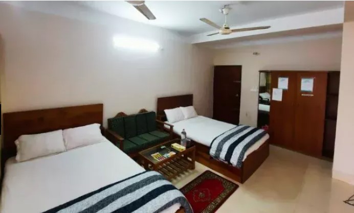 Deluxe Family Room
