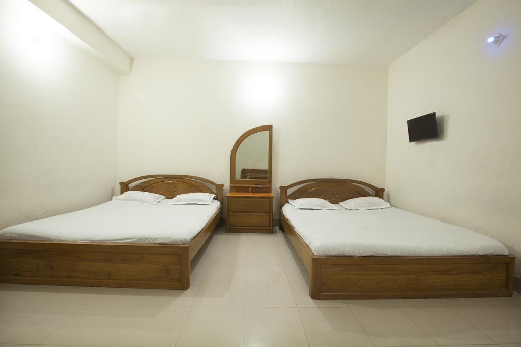 Four Bed Ac