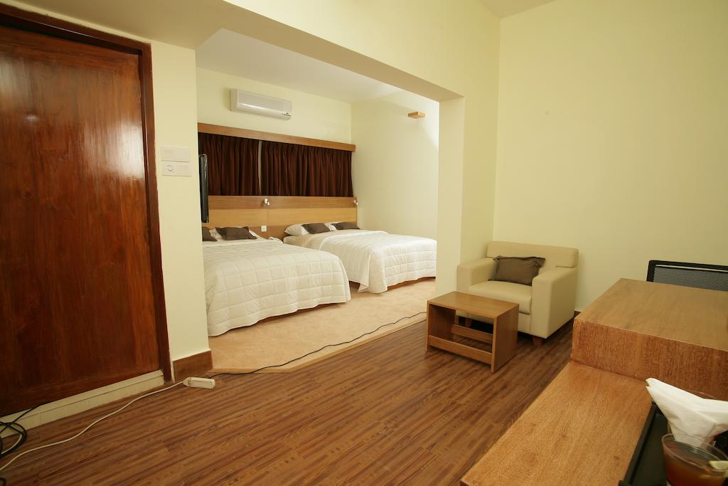 Hotel photo 12