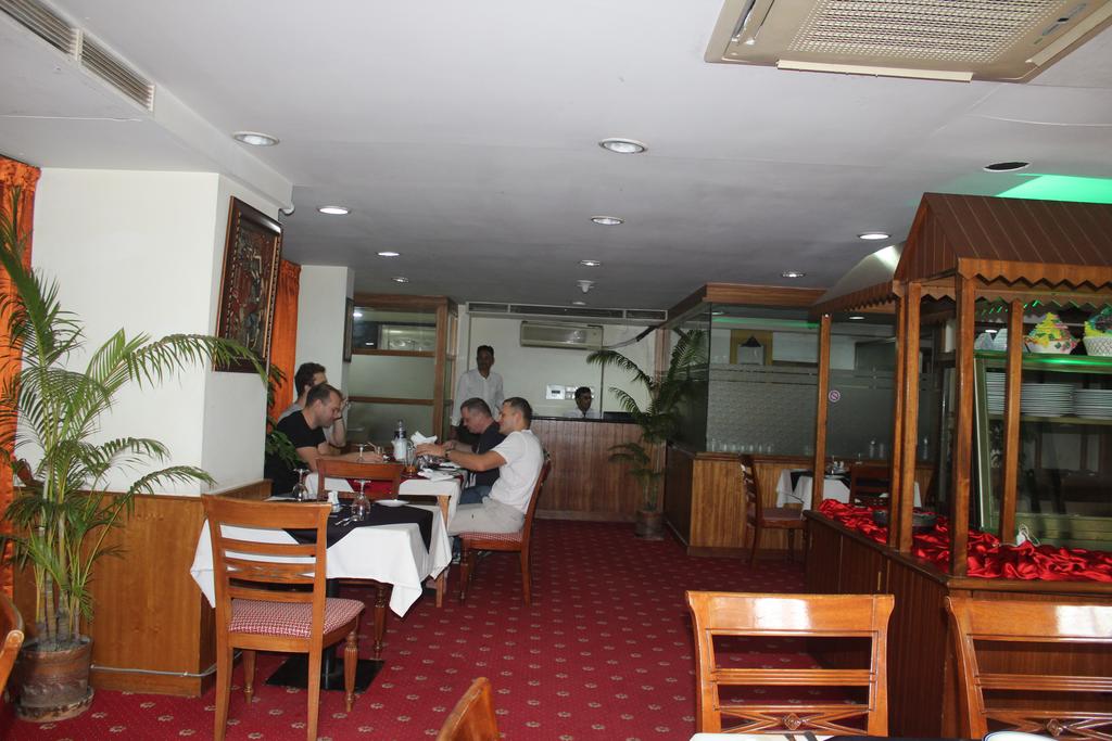 Hotel photo 12