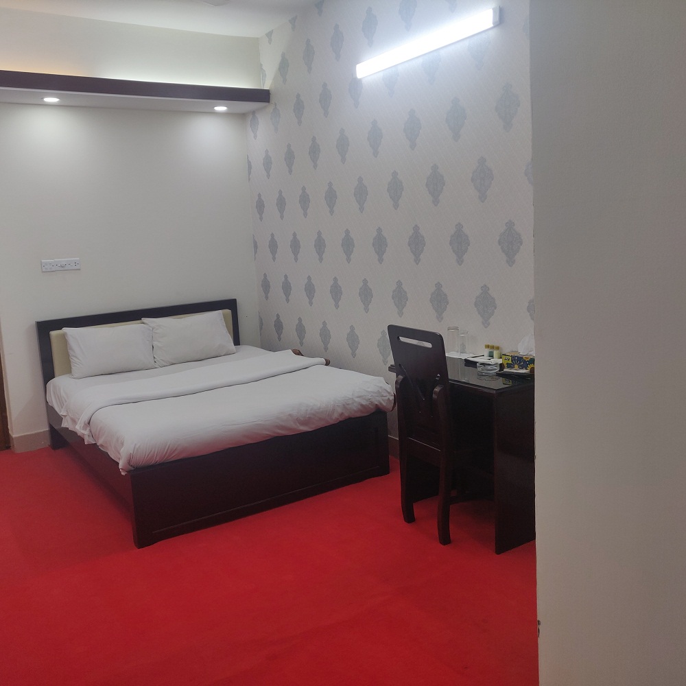 Deluxe Single Room
