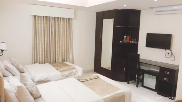 Premium Suite Twin Bed