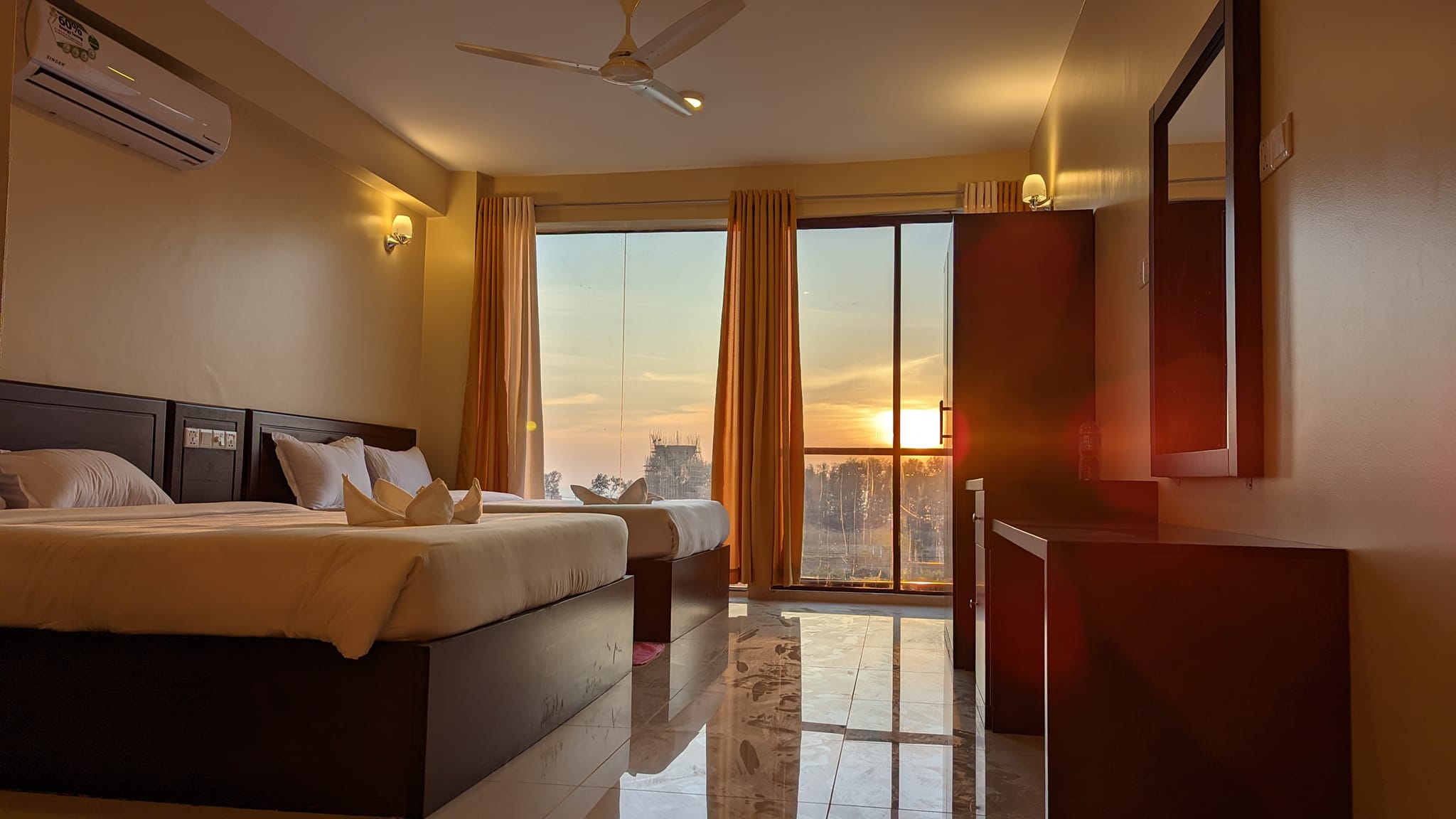 Executive Queen Room