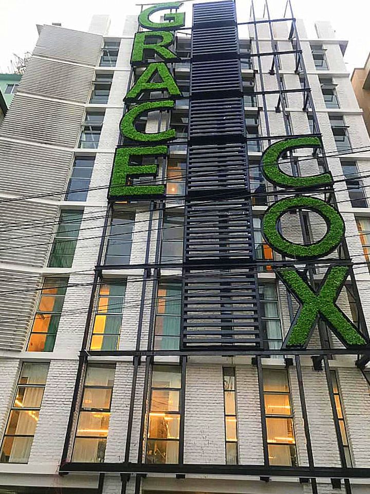 Grace Cox Smart Hotel