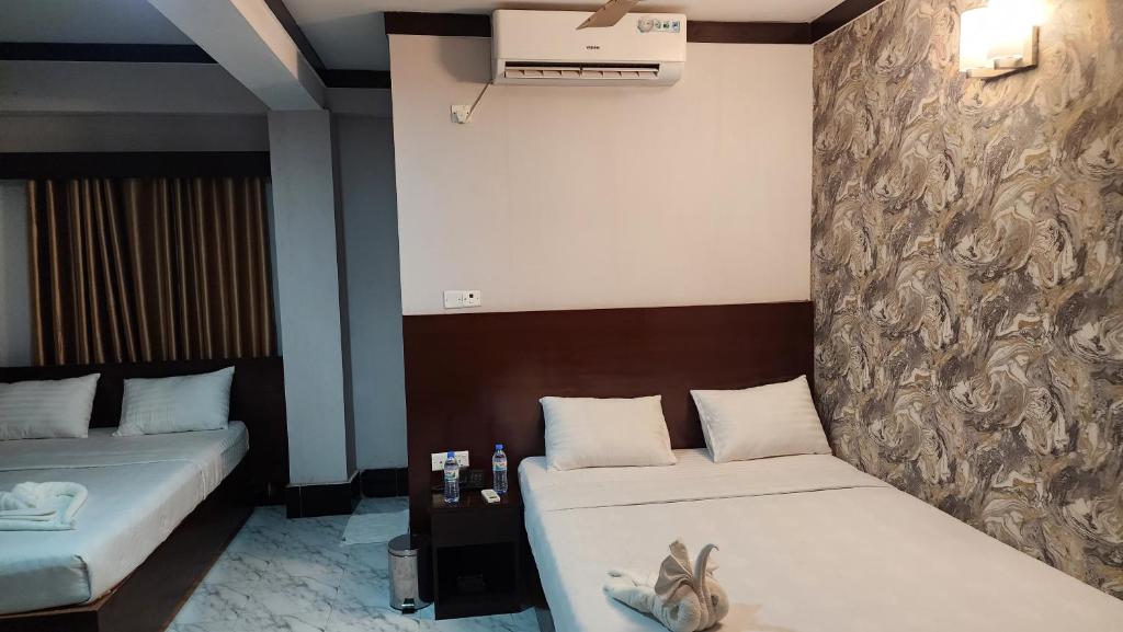 Connecting Room