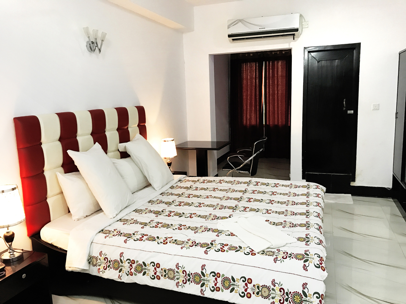 Hotel photo 8