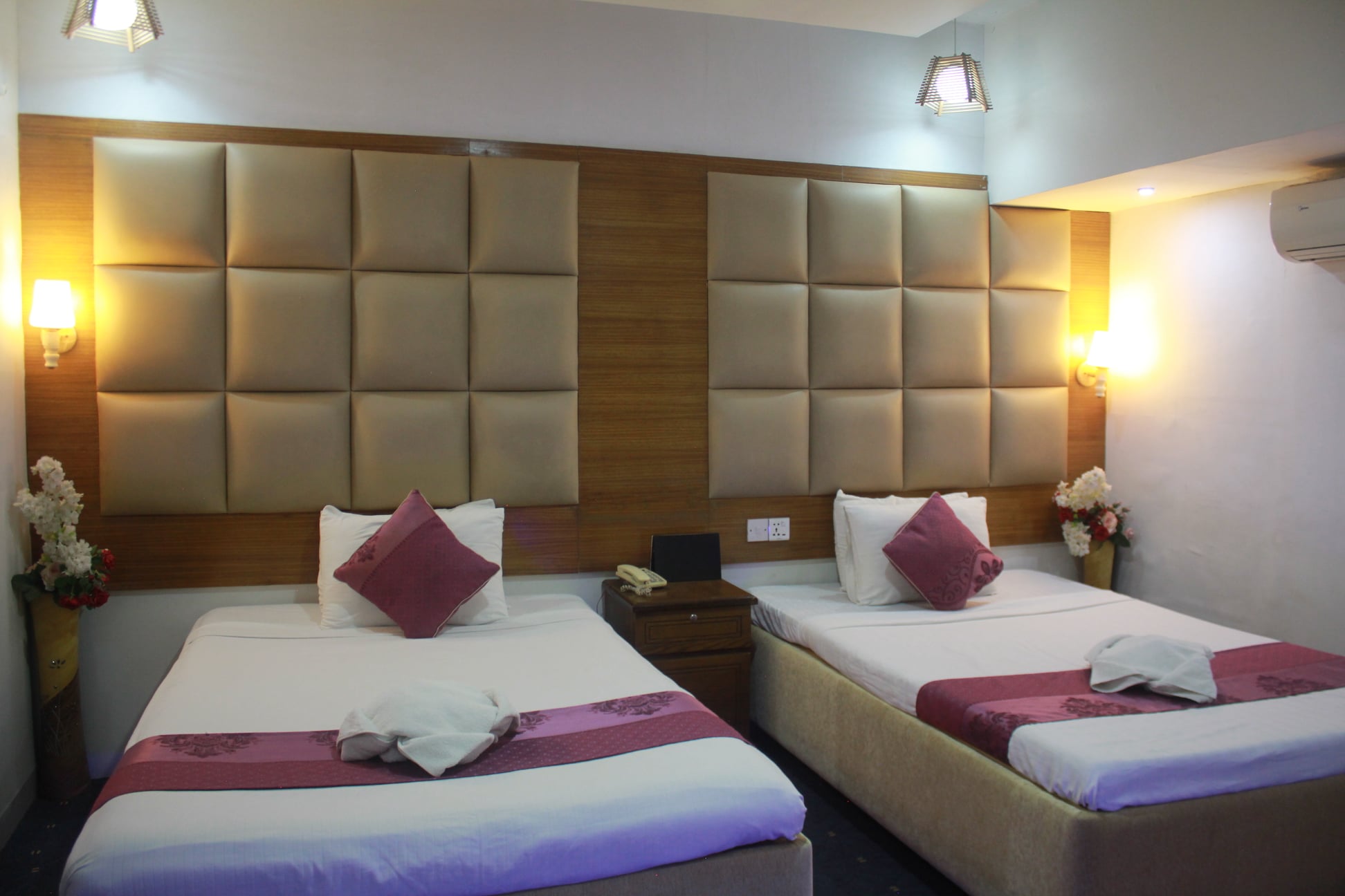 Standard Twin Room