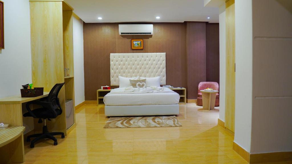 Hotel photo 10