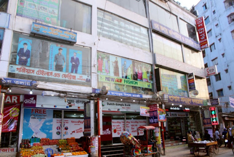 Hotel Singapore International, Azampur